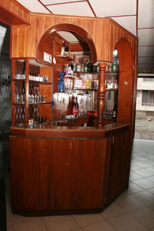 Hostal Monarca Medellín Zewnętrze zdjęcie