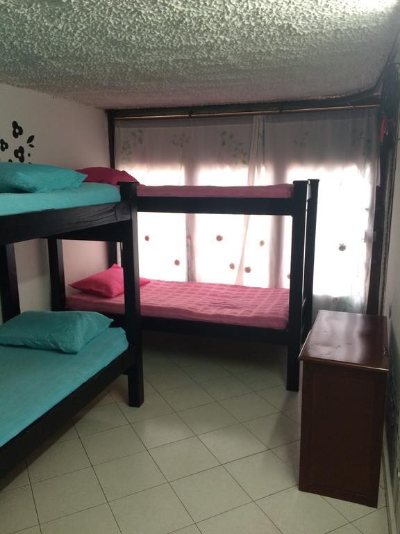 Hostal Monarca Medellín Zewnętrze zdjęcie